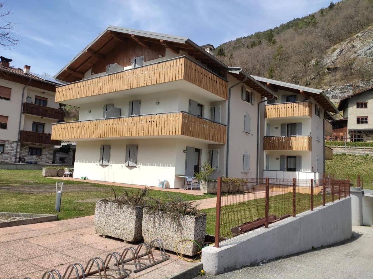 Residence Alessio Bezzecca Eksteriør bilde